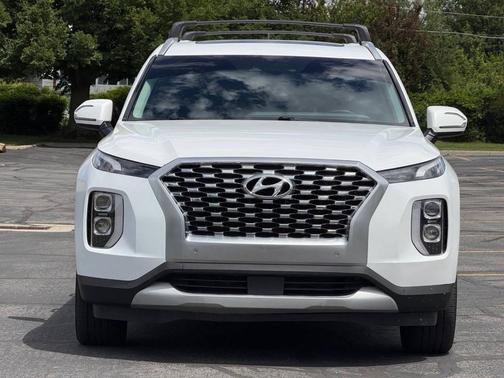 White 2020 Hyundai PALISADE SEL AWD 4dr SUV