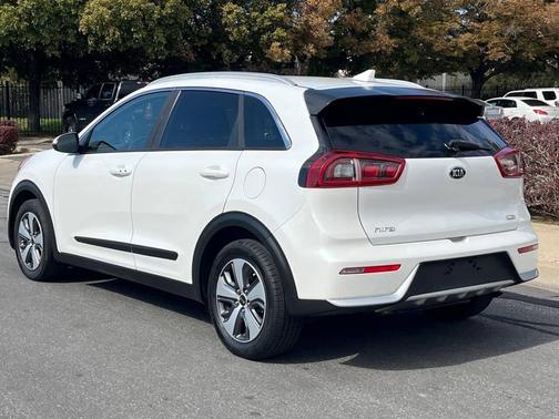 2018 Kia Niro LX
