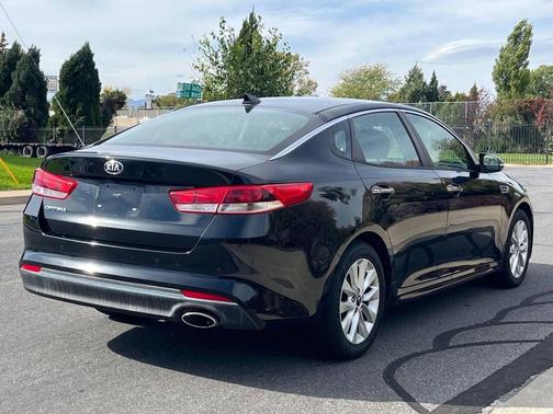2018 Kia Optima LX