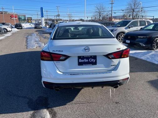 2023 Nissan Altima SR Intelligent AWD