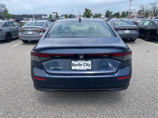 2025 Honda Accord Sport SE 1.5T
