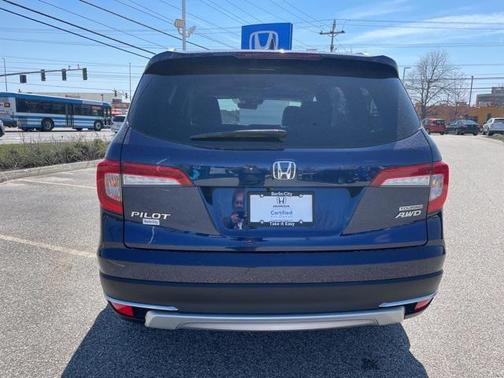 2021 Honda Pilot Touring 8-Passenger
