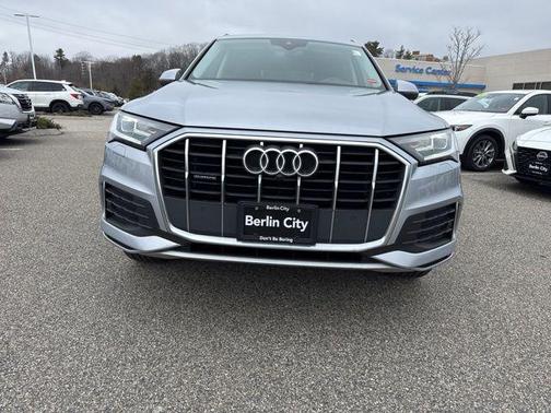 Florett Silver Metallic 2022 Audi Q7 45 Premium