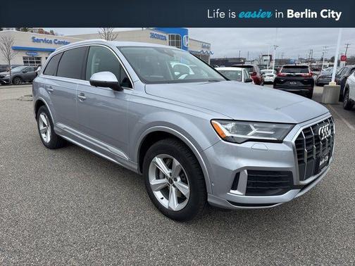 Florett Silver Metallic 2022 Audi Q7 45 Premium