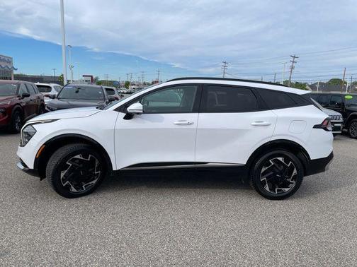 Glacial White Pearl 2024 Kia Sportage SX-Prestige