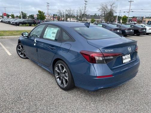 2025 Honda Civic Hybrid Sport Touring