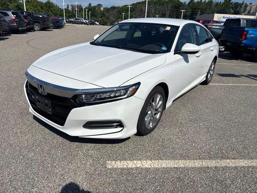 Platinum White Pearl 2018 Honda Accord LX