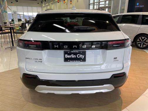 Snowfall Pearl 2026 Honda Prologue Elite