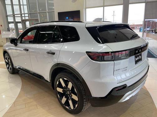 Snowfall Pearl 2026 Honda Prologue Elite