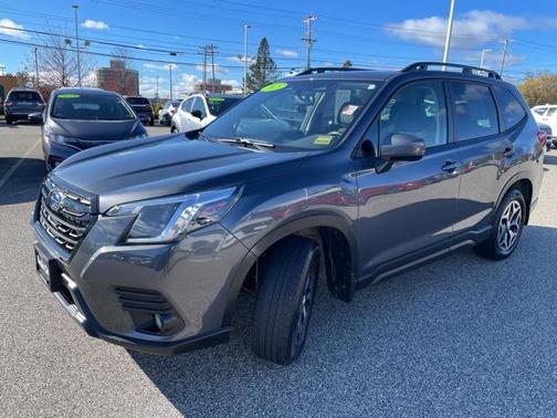 2023 Subaru Forester Premium