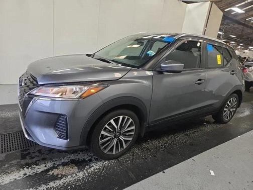 2023 Nissan Kicks SV