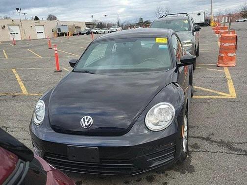 2018 Volkswagen Beetle 2.0T S