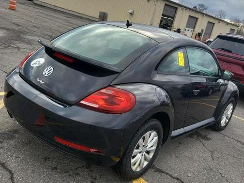 2018 Volkswagen Beetle 2.0T S