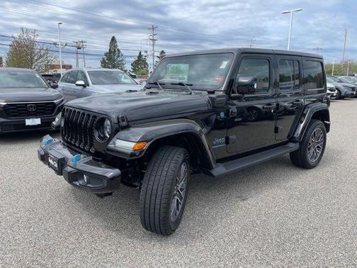 Black Clearcoat 2023 Jeep Wrangler 4xe Sahara High Altitude