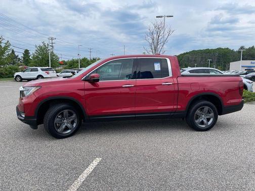 Radiant Red Metallic II 2023 Honda Ridgeline RTL-E