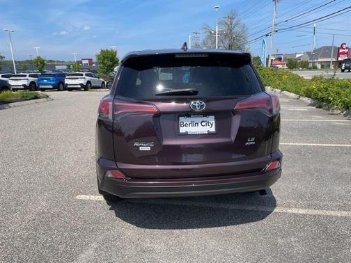 2018 Toyota RAV4 LE