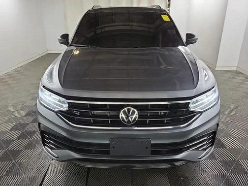 2024 Volkswagen Tiguan 2.0T SE R-Line Black 4MOTION