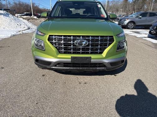 2024 Hyundai VENUE SEL