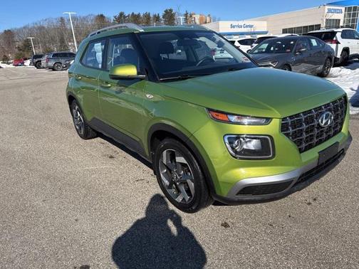 2024 Hyundai VENUE SEL