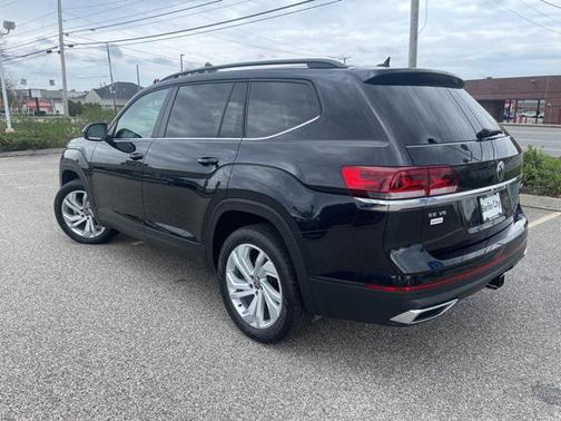 2022 Volkswagen Atlas 3.6L SE w/Technology