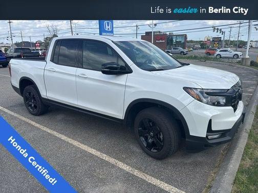 Platinum White Pearl 2025 Honda Ridgeline Black