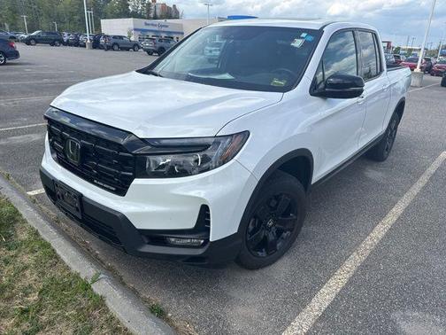 Platinum White Pearl 2025 Honda Ridgeline Black