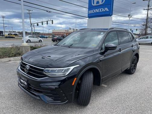 2022 Volkswagen Tiguan 2.0T SE R-Line Black 4MOTION