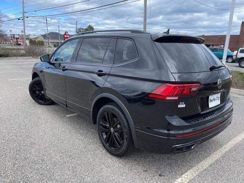 2022 Volkswagen Tiguan 2.0T SE R-Line Black 4MOTION