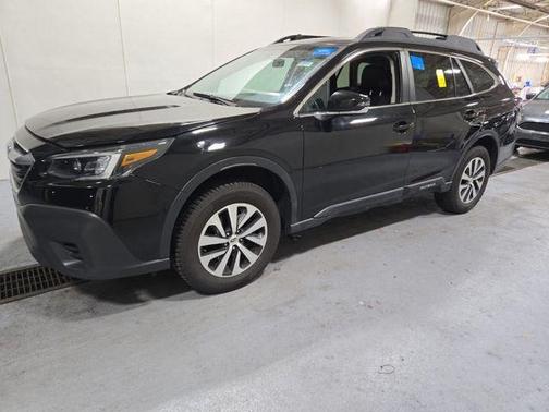 Crystal Black Silica 2022 Subaru Outback Premium