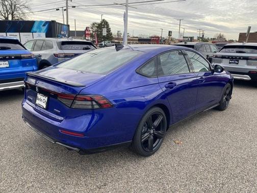 2025 Honda Accord Hybrid Sport-L