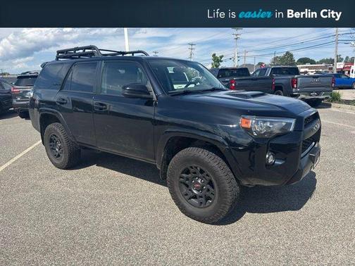 Midnight Black Metallic 2019 Toyota 4Runner