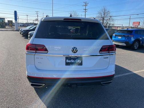 2023 Volkswagen Atlas 3.6L SE w/Technology
