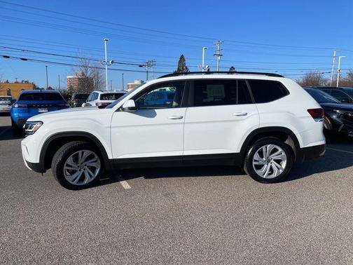 2023 Volkswagen Atlas 3.6L SE w/Technology