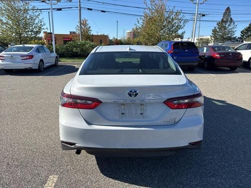 2022 Toyota Camry LE