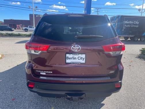 2018 Toyota Highlander LE