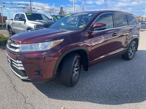 2018 Toyota Highlander LE