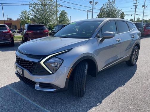 2023 Kia Sportage Hybrid LX