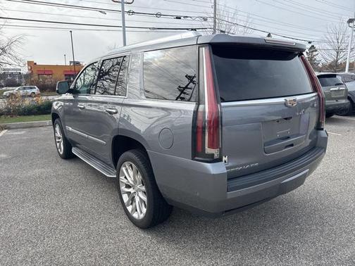 2020 Cadillac Escalade Luxury