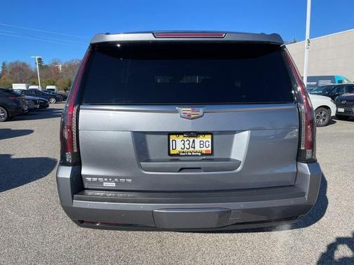 2020 Cadillac Escalade Luxury