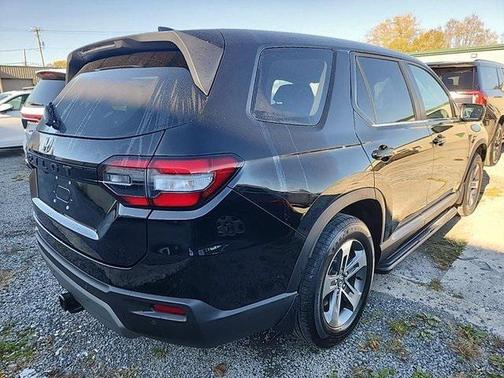 2023 Honda Pilot AWD EX-L 7 Passenger
