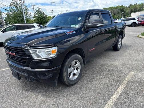 Diamond Black Crystal Pearlcoat 2019 RAM 1500 Big Horn