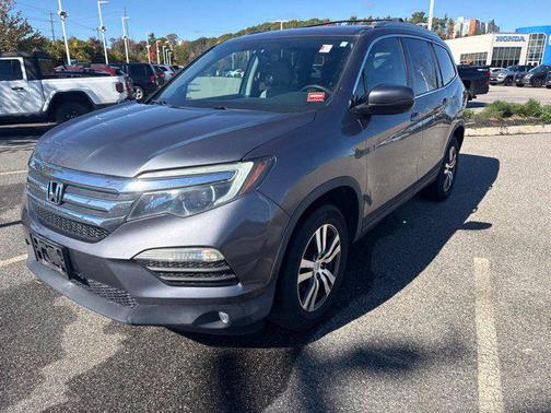 Modern Steel Metallic 2016 Honda Pilot EX