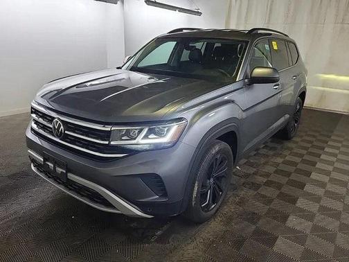 2022 Volkswagen Atlas 3.6L SE w/Technology