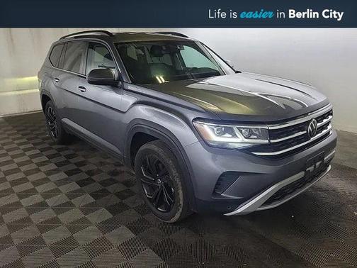 2022 Volkswagen Atlas 3.6L SE w/Technology