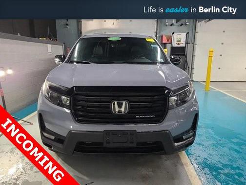 2023 Honda Ridgeline Black