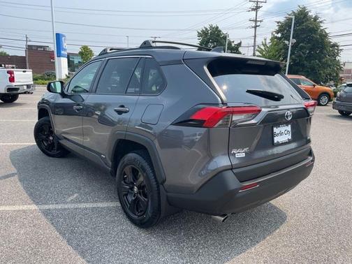 2021 Toyota RAV4 Hybrid LE