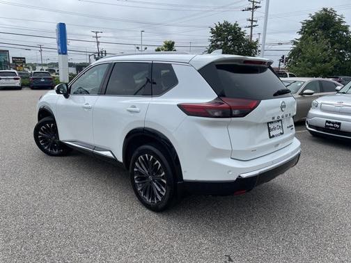 2024 Nissan Rogue Platinum