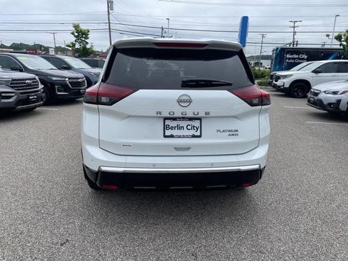 2024 Nissan Rogue Platinum