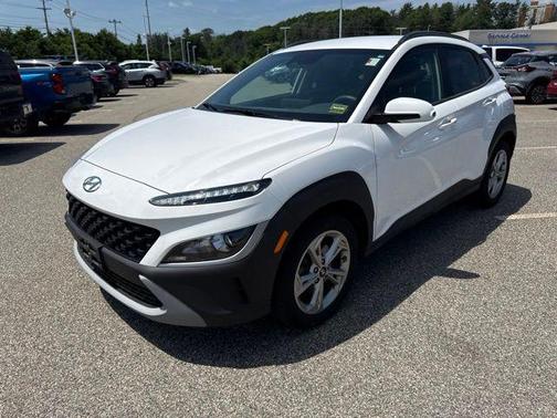 Lunar White 2023 Hyundai KONA SEL