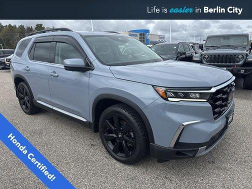 Platinum White Pearl 2023 Honda Pilot AWD Elite